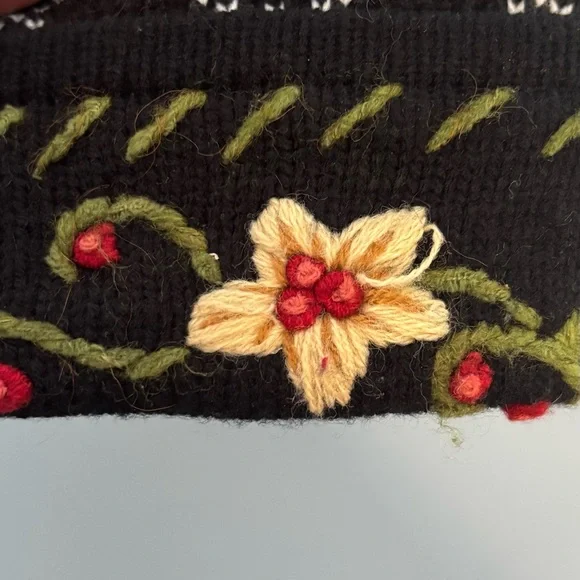 Jenny Sweater Cardigan Long Sleeve Size Medium Nordic Embroidered Floral Print - Picture 7 of 9